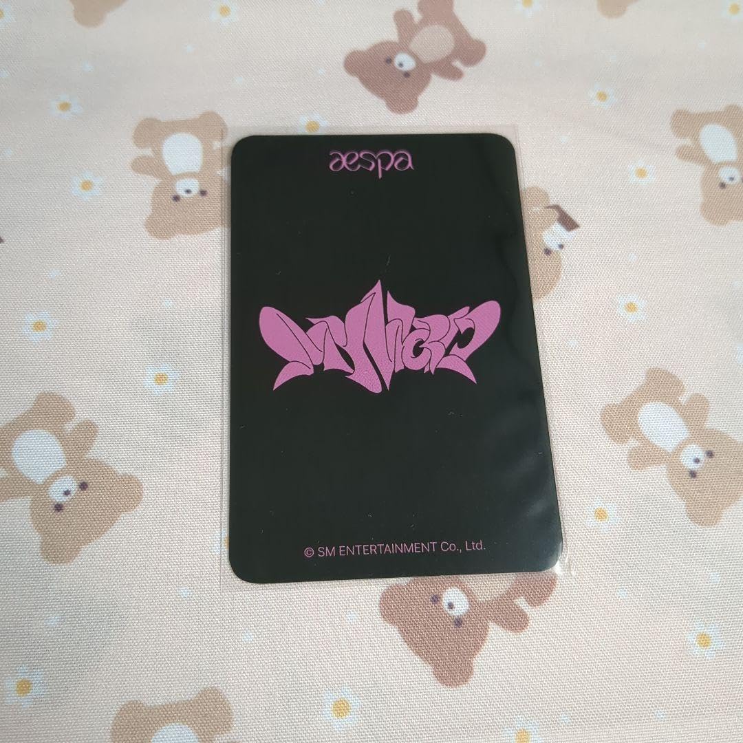 Amazon.co.jp: MY WORLD aespa公式トレカ ジゼル えりちゃん : おもちゃ